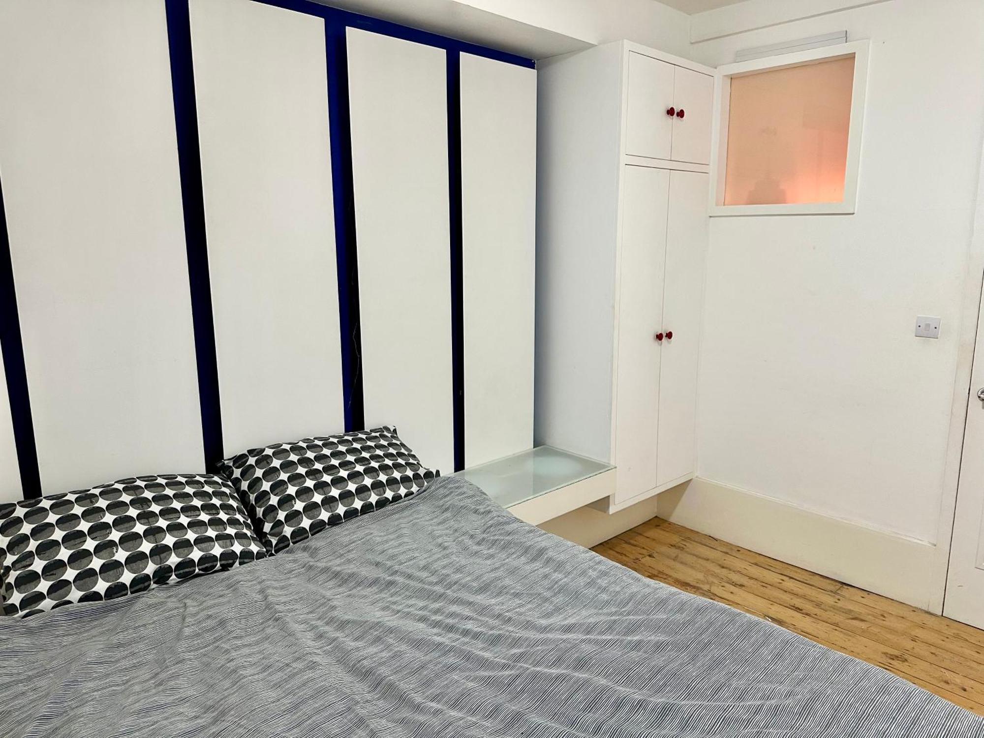 Appartamento Bright Large Double Bedroom Flat